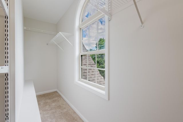 3052 Roundway Down Lane, Lexington, KY 40509