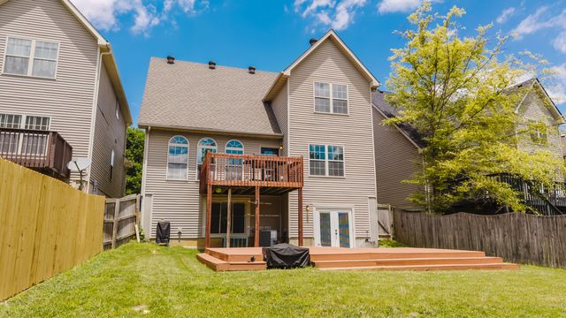3052 Roundway Down Lane, Lexington, KY 40509