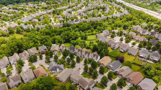 3052 Roundway Down Lane, Lexington, KY 40509