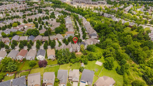 3052 Roundway Down Lane, Lexington, KY 40509