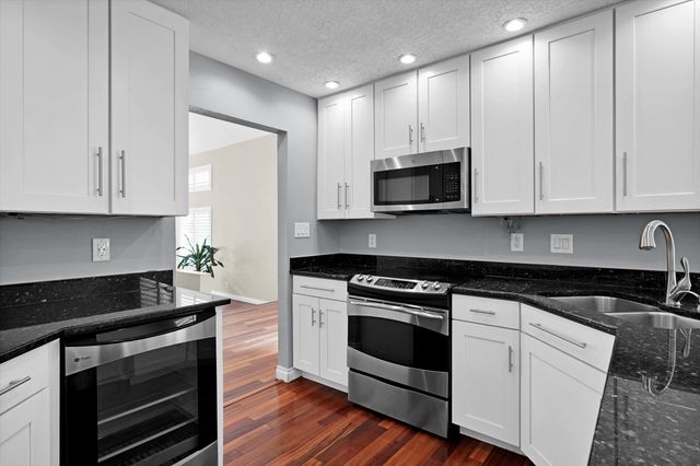 6412 Wilmington NE, Albuquerque, NM 87111