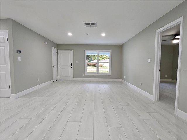 113 E PEARL STREET, Minneola, FL 34715