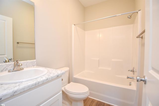 103 Cunningham Road, Woodruff, SC 29388