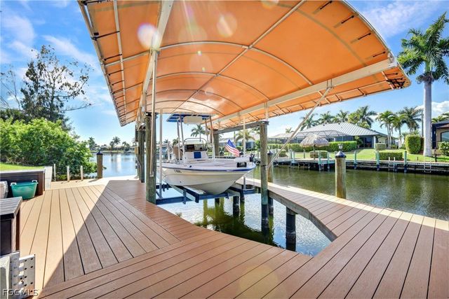 3908 SW 22nd PL, Cape Coral, FL 33914