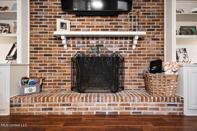 359 Saint Paul Street, Pearl, MS 39208