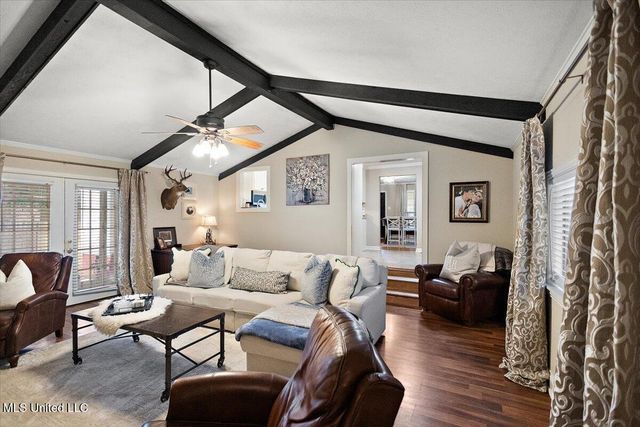 359 Saint Paul Street, Pearl, MS 39208