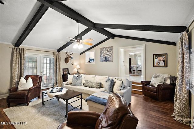 359 Saint Paul Street, Pearl, MS 39208