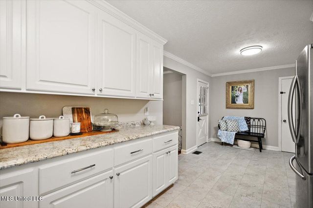 359 Saint Paul Street, Pearl, MS 39208