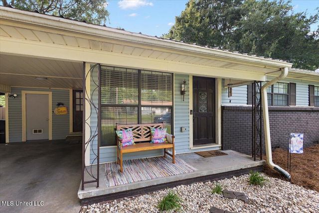 359 Saint Paul Street, Pearl, MS 39208