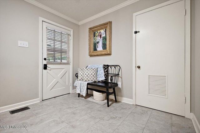 359 Saint Paul Street, Pearl, MS 39208