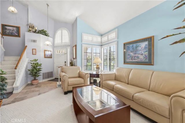 29065 Marilyn Dr, Canyon Country, CA 91387