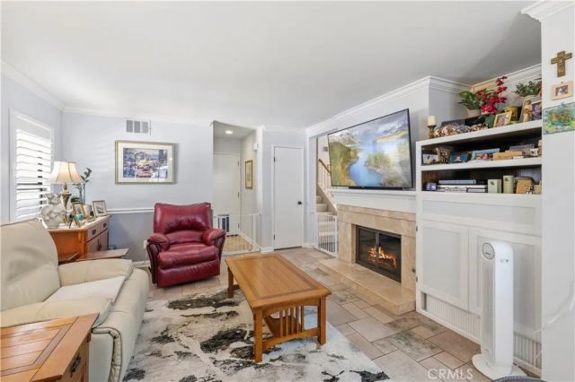 29065 Marilyn Dr, Canyon Country, CA 91387