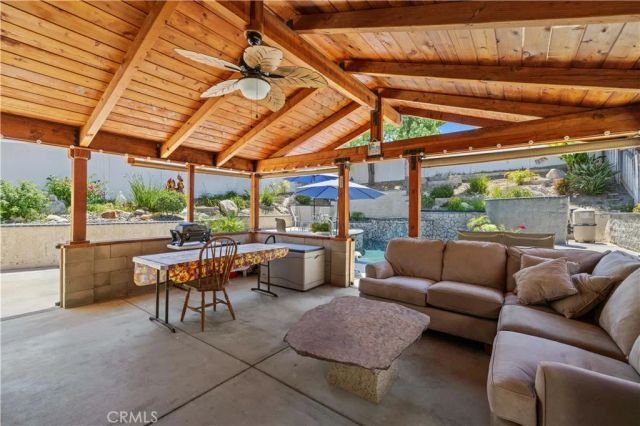 29065 Marilyn Dr, Canyon Country, CA 91387