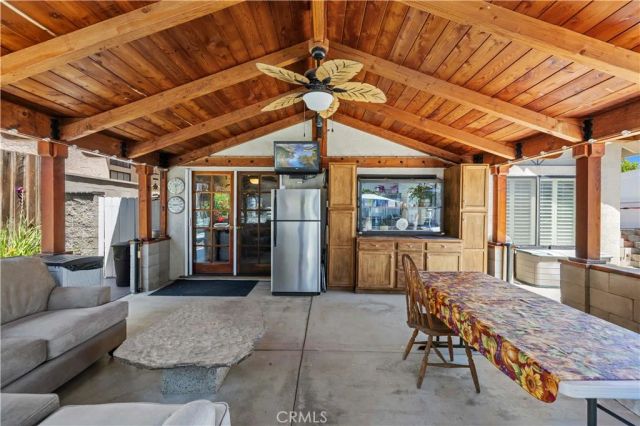 29065 Marilyn Dr, Canyon Country, CA 91387