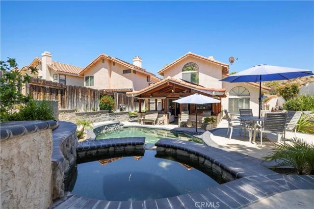 29065 Marilyn Dr, Canyon Country, CA 91387