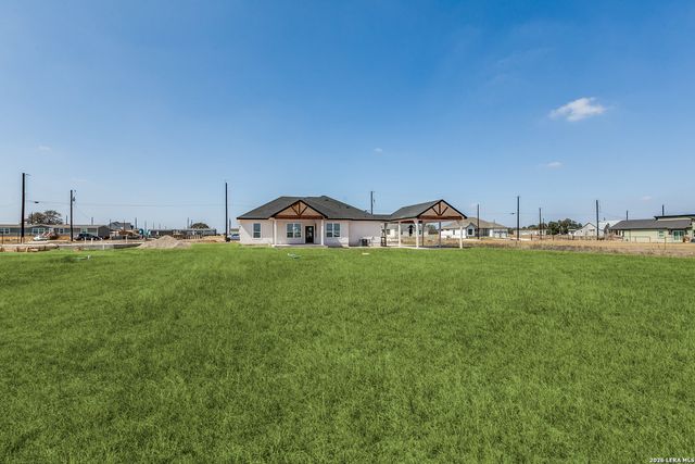 16934 Rancho Escondido, Atascosa, TX 78002