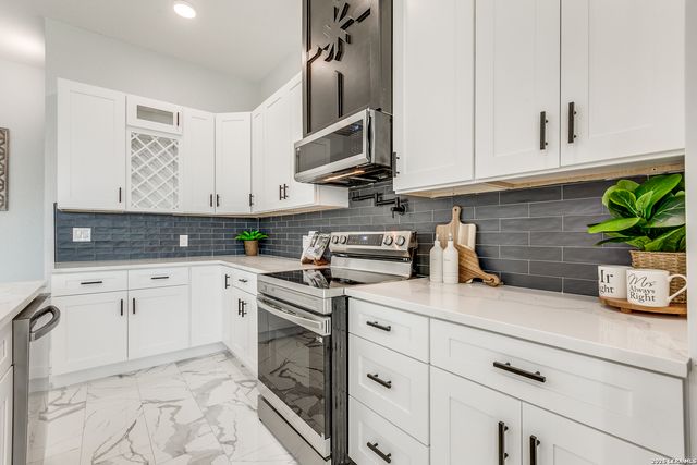 16934 Rancho Escondido, Atascosa, TX 78002