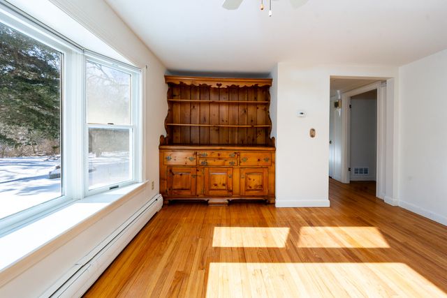 7 Pinefield Lane, South Dennis, MA 02660