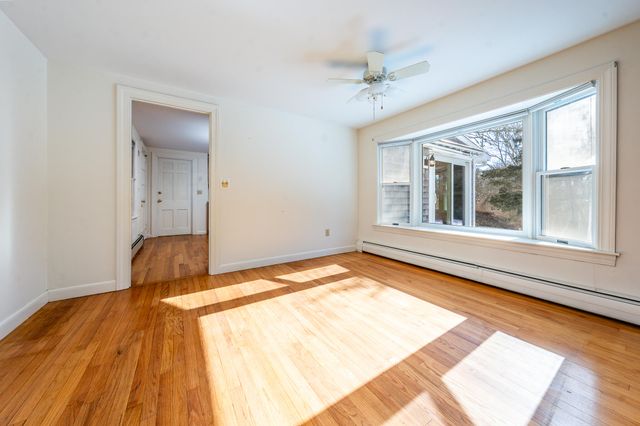 7 Pinefield Lane, South Dennis, MA 02660