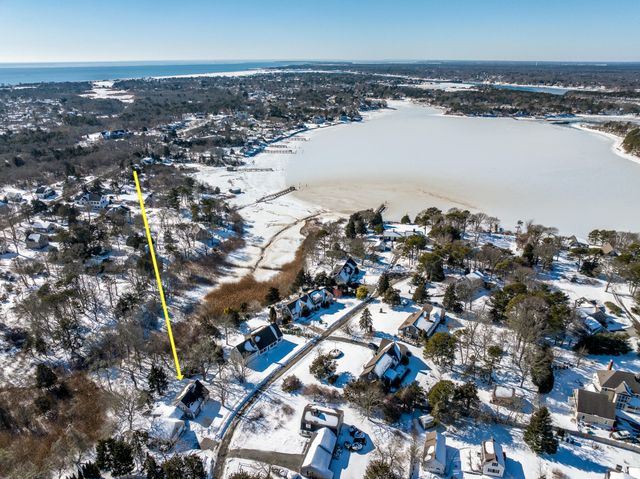 7 Pinefield Lane, South Dennis, MA 02660