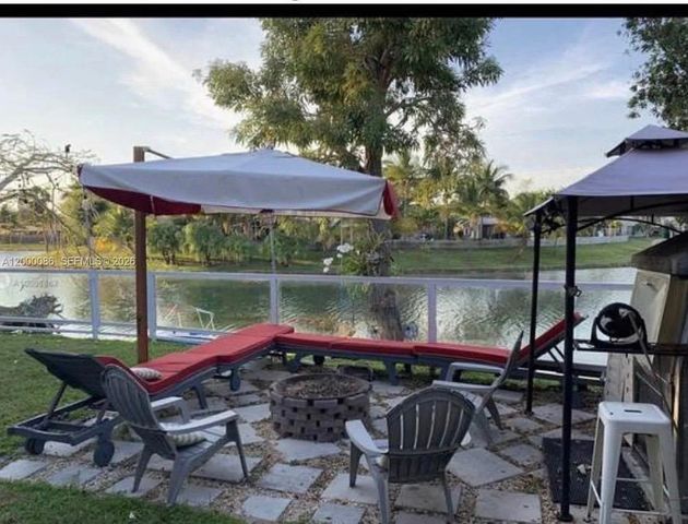 9009 SW 214th St 9009, Cutler Bay, FL 33189