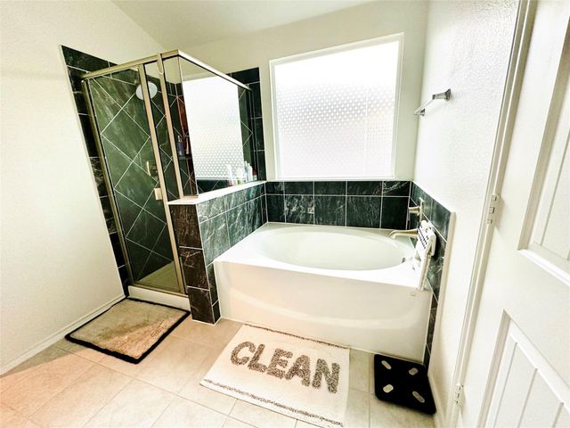 524 Ayinger LN, Austin, TX 78728