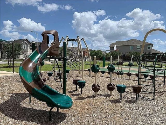 524 Ayinger LN, Austin, TX 78728