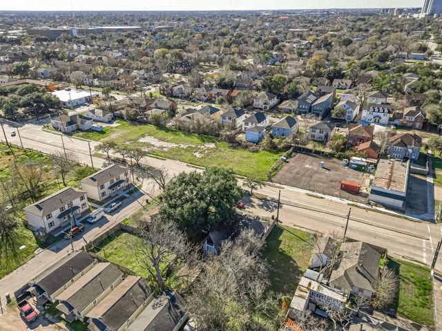 2407 Alabama Street, Houston, TX 77004