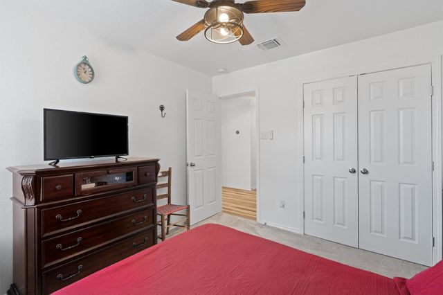 9115 Hidden Oaks DR, Temple, TX 76502