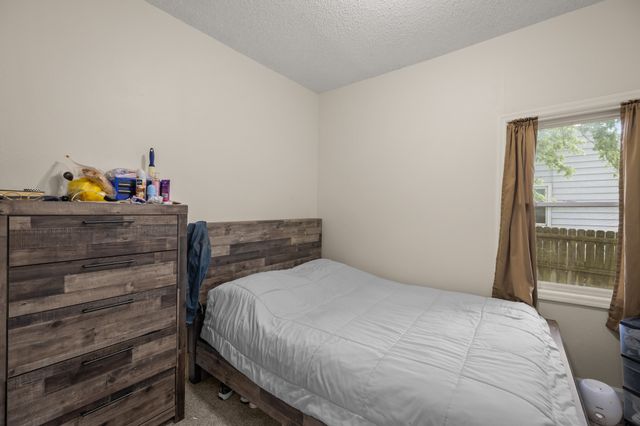 412 E Gray Street, Des Moines, IA 50315