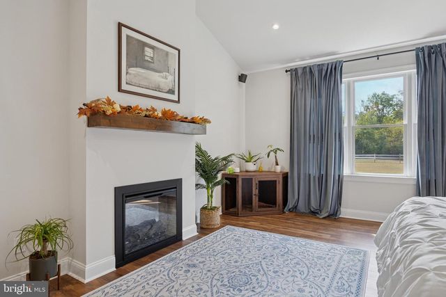 232 S SUGAN, New Hope, PA 18938