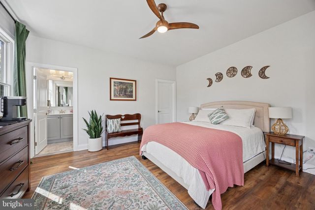 232 S SUGAN, New Hope, PA 18938