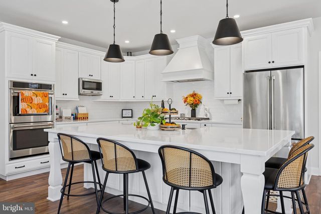 232 S SUGAN, New Hope, PA 18938