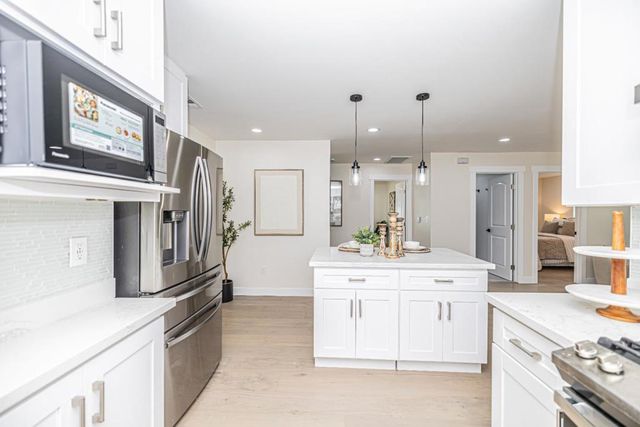 2516 Parkland Court, Santa Clara, CA 95051