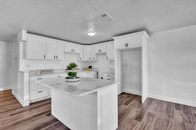 601 S Fillmore Avenue, El Reno, OK 73036