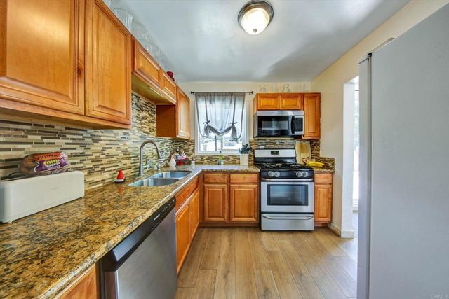 5289 Velma, San Diego, CA 92114