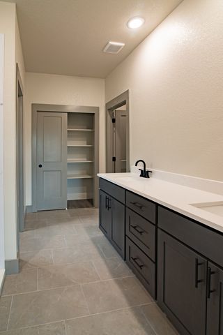 13557 Bonanza Circle, Cresson, TX 76035