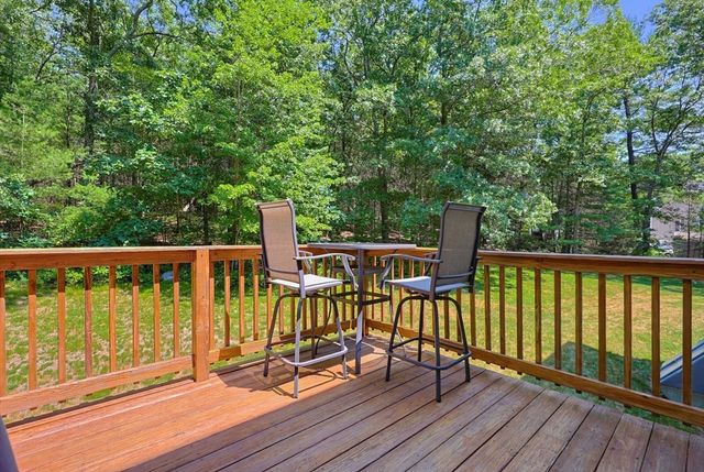 225 Daniels St, Franklin, MA 02038