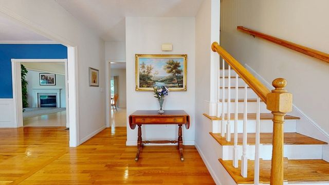 225 Daniels St, Franklin, MA 02038