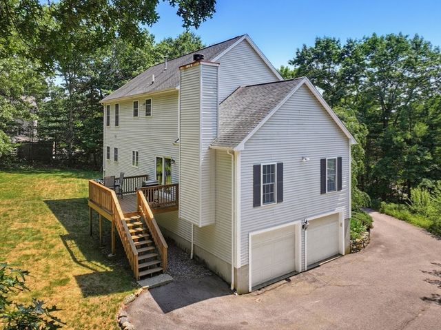 225 Daniels St, Franklin, MA 02038