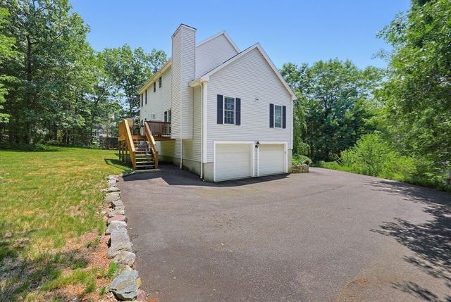 225 Daniels St, Franklin, MA 02038