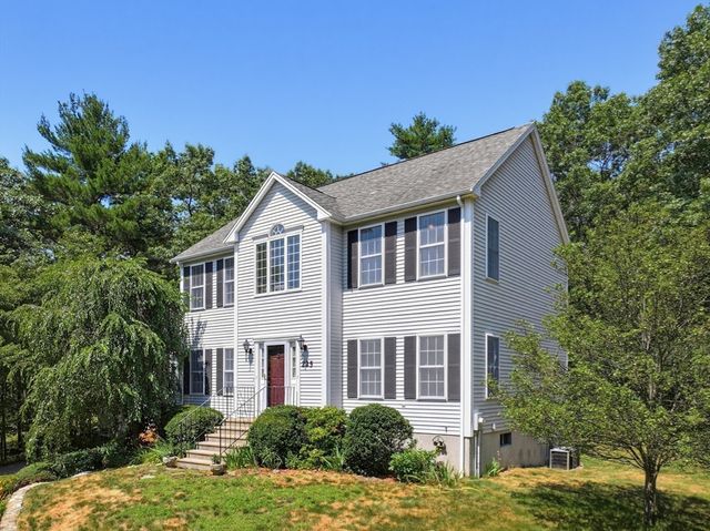 225 Daniels St, Franklin, MA 02038