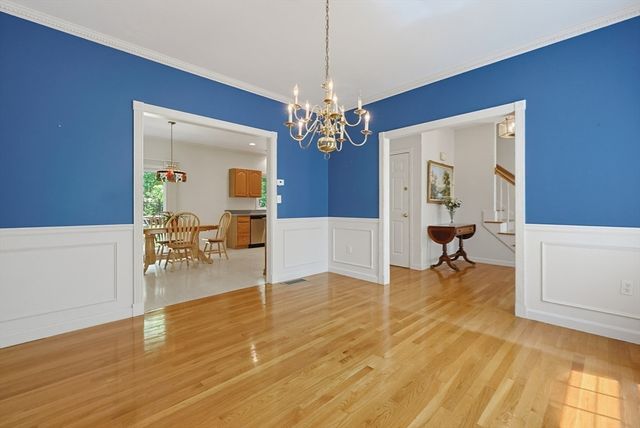 225 Daniels St, Franklin, MA 02038