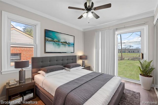 9956 Arnold Street, Redford, MI 48239