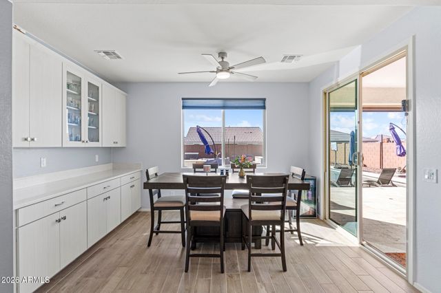 18625 W SELDON Lane, Waddell, AZ 85355