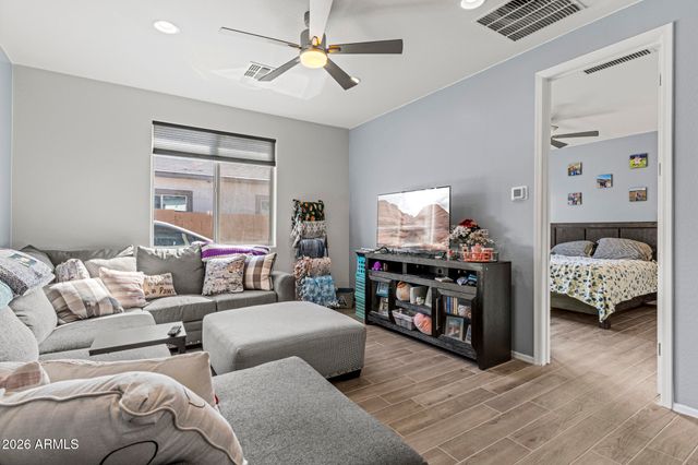 18625 W SELDON Lane, Waddell, AZ 85355