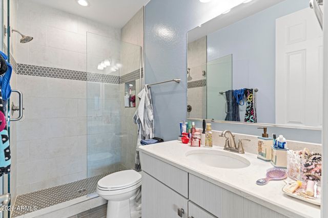 18625 W SELDON Lane, Waddell, AZ 85355