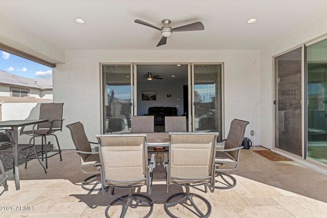 18625 W SELDON Lane, Waddell, AZ 85355