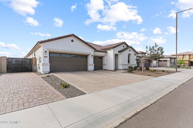 18625 W SELDON Lane, Waddell, AZ 85355