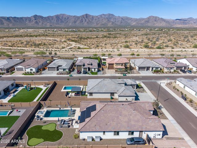 18625 W SELDON Lane, Waddell, AZ 85355